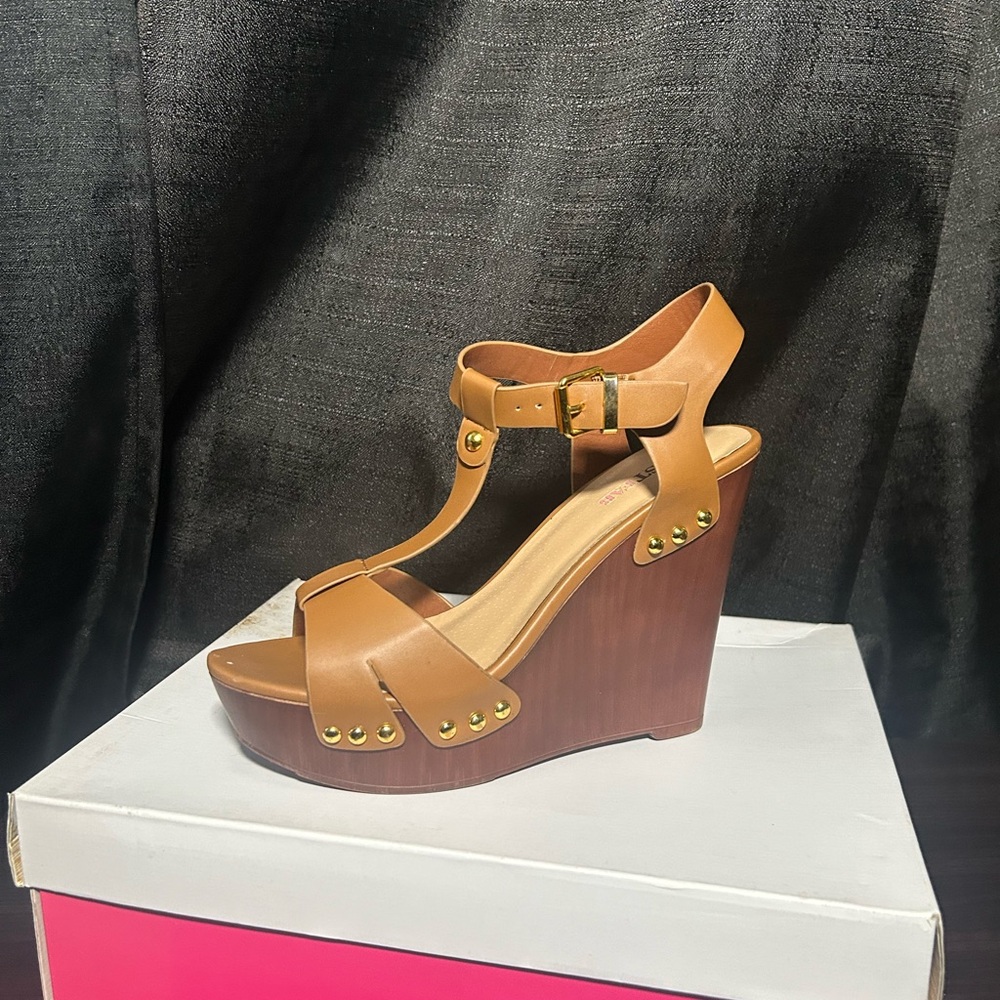 Marcie Platforms